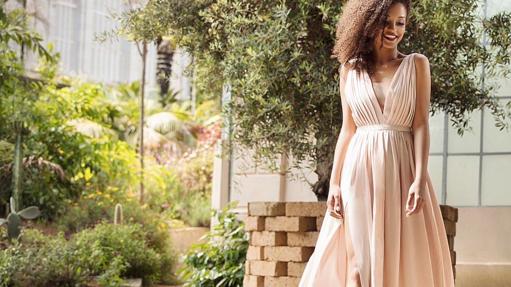 19 Summer Maxi Dresses You May Be Able to Wear Without a Bra