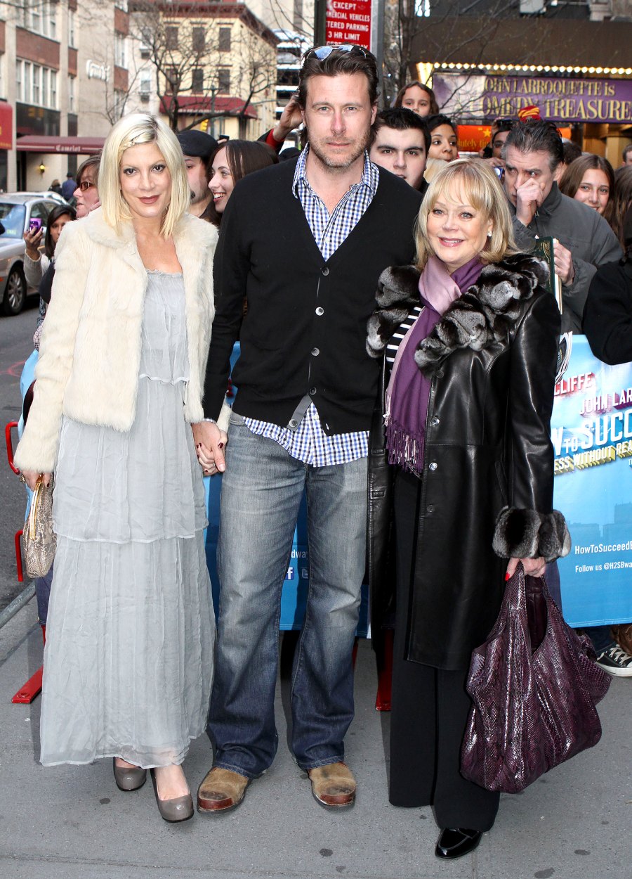 Tori Spelling and Dean McDermott’s Family Guide: Meet Their 5 Kids, Her Famous Parents and More