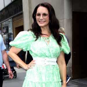 kristin-davis-green-maxi-dress