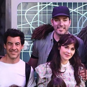 Promo Zooey Deschanel and Ex-Husband Jacob Pechenik’s Rare Photos With 2 Kids: Family Album