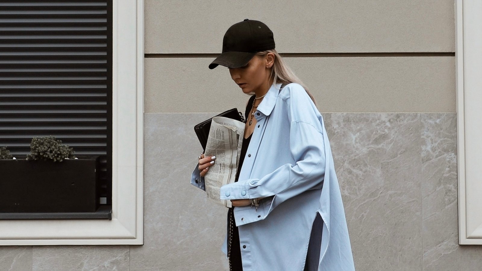 Shop 17 Oversized Tops That Are Secretly Super Flattering