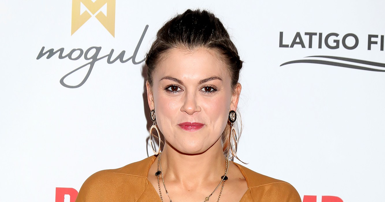 Lindsey Shaw Says 'PLL' Creator Fired Her Amid 'Rough' Personal Struggles - Vimarsana News