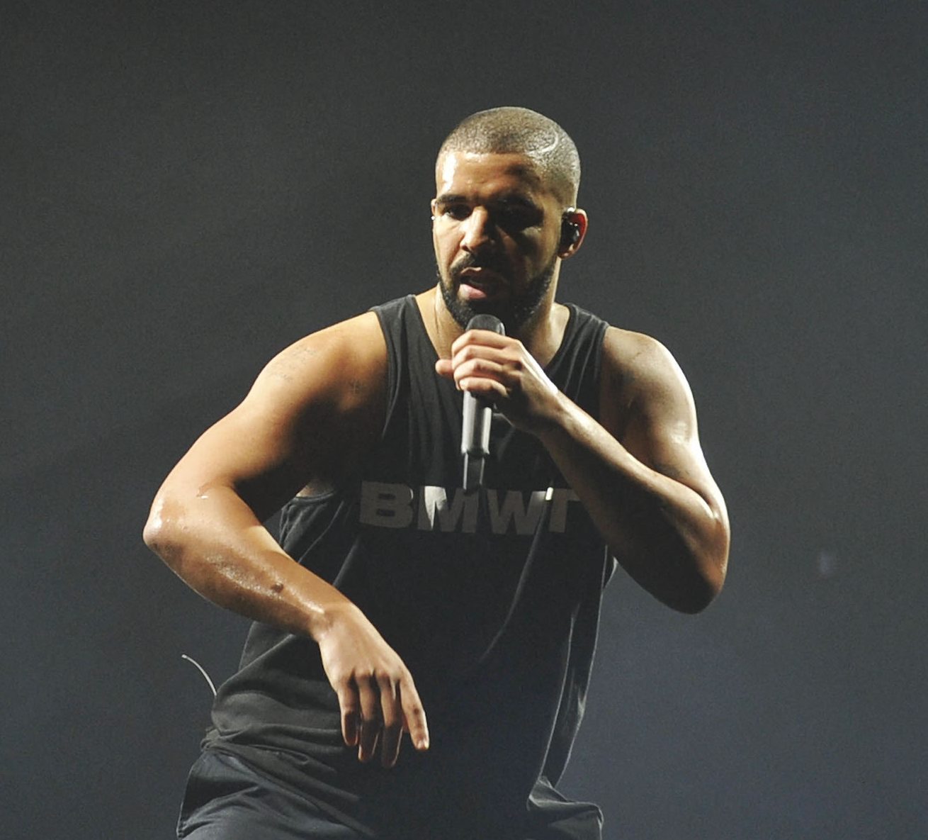 Drake Fan Who Threw 36G Bra on Stage Gets Offer From Playboy