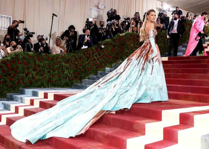 Blake Lively ‘Hops’ Over an Exhibit Rope to Fix Her Iconic Met Gala Dress