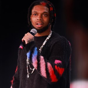 Buffalo Bills Damar Hamlin Calls Team s Medical Staff His Family at 2023 ESPY Awards After His Recovery 299