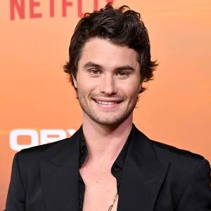 Chase Stokes Talks Beauty