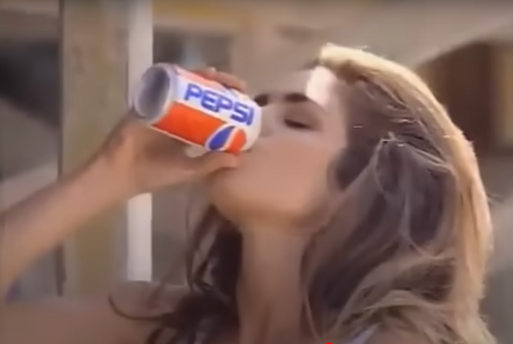 Cindy Crawford Recreates Her Iconic Pepsi Ad