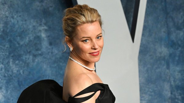 Elizabeth Banks Wants to Get F–king Nuts After Kids Leave Home How Many Orgies Are We Having 257