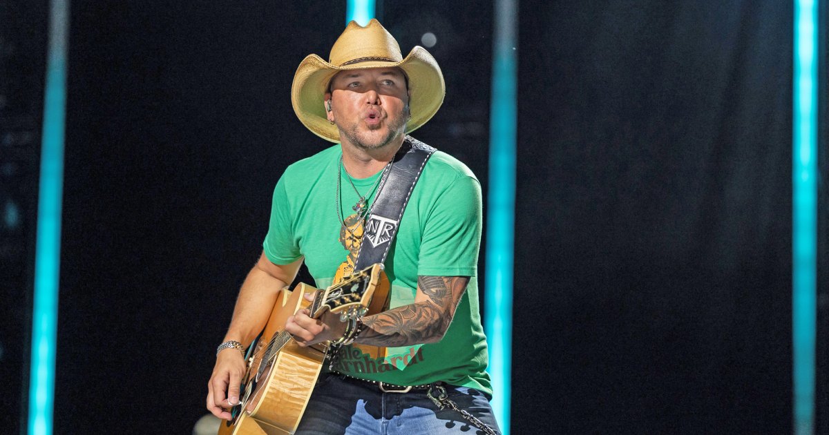 Jason Aldean Connects 'Try That in a Small Town' to Boston Bombing | Us ...