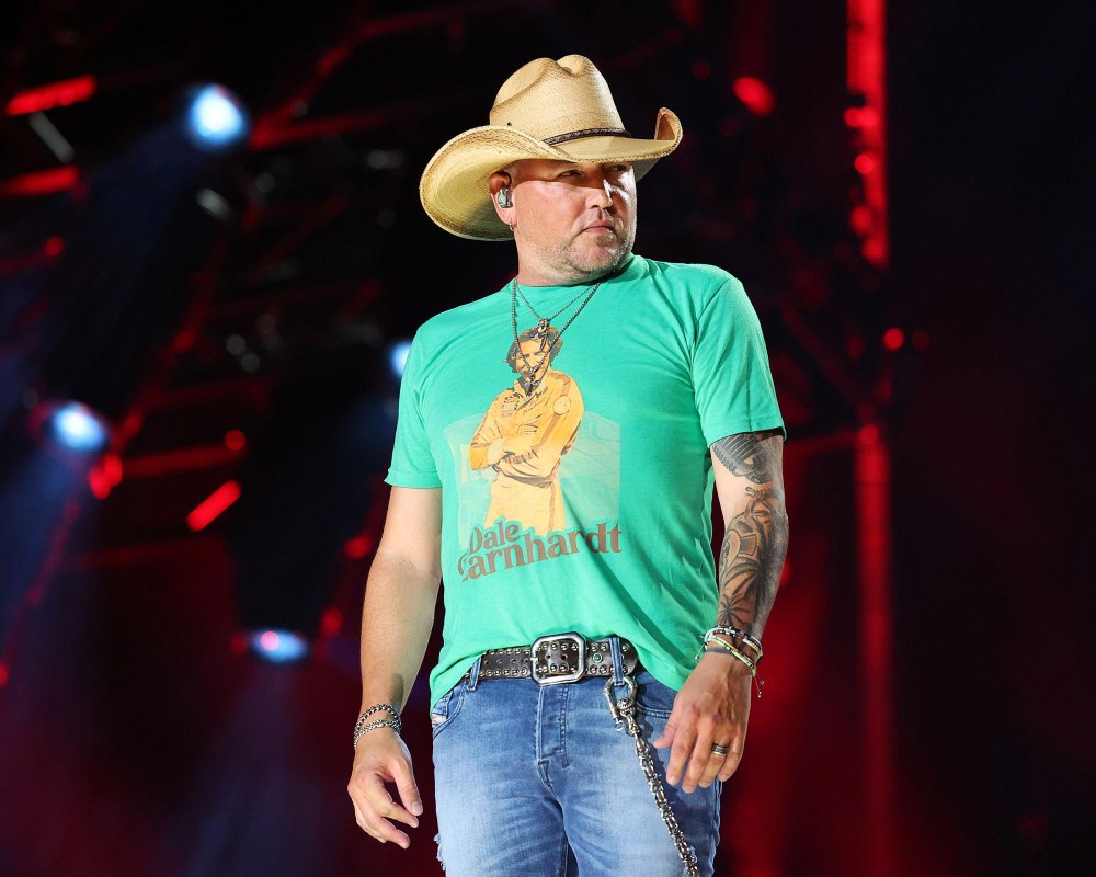 Jason Aldean s Most Controversial Moments Cheating Scandal Try That in a Small Town Drama More 332