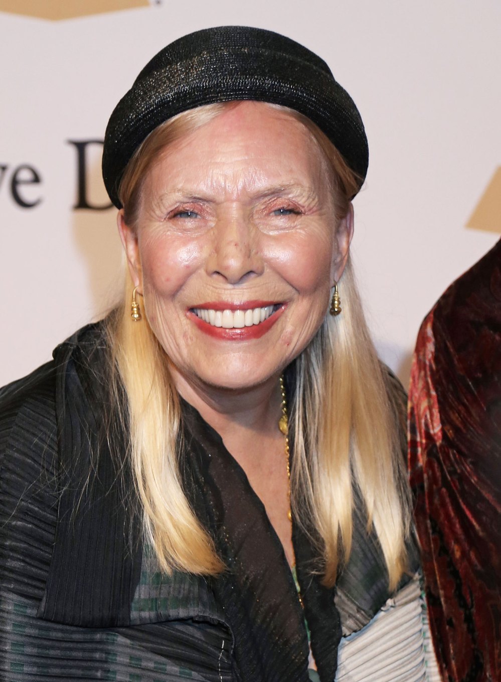 Joni Mitchell, Iconic Singer-Songwriter, Hospitalized After Being Found Unconscious: Report