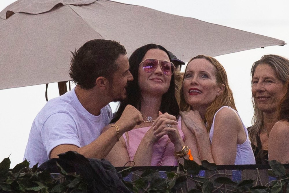 Katy Perry and Orlando Bloom Pack on the PDA at Bruce Springsteen concert