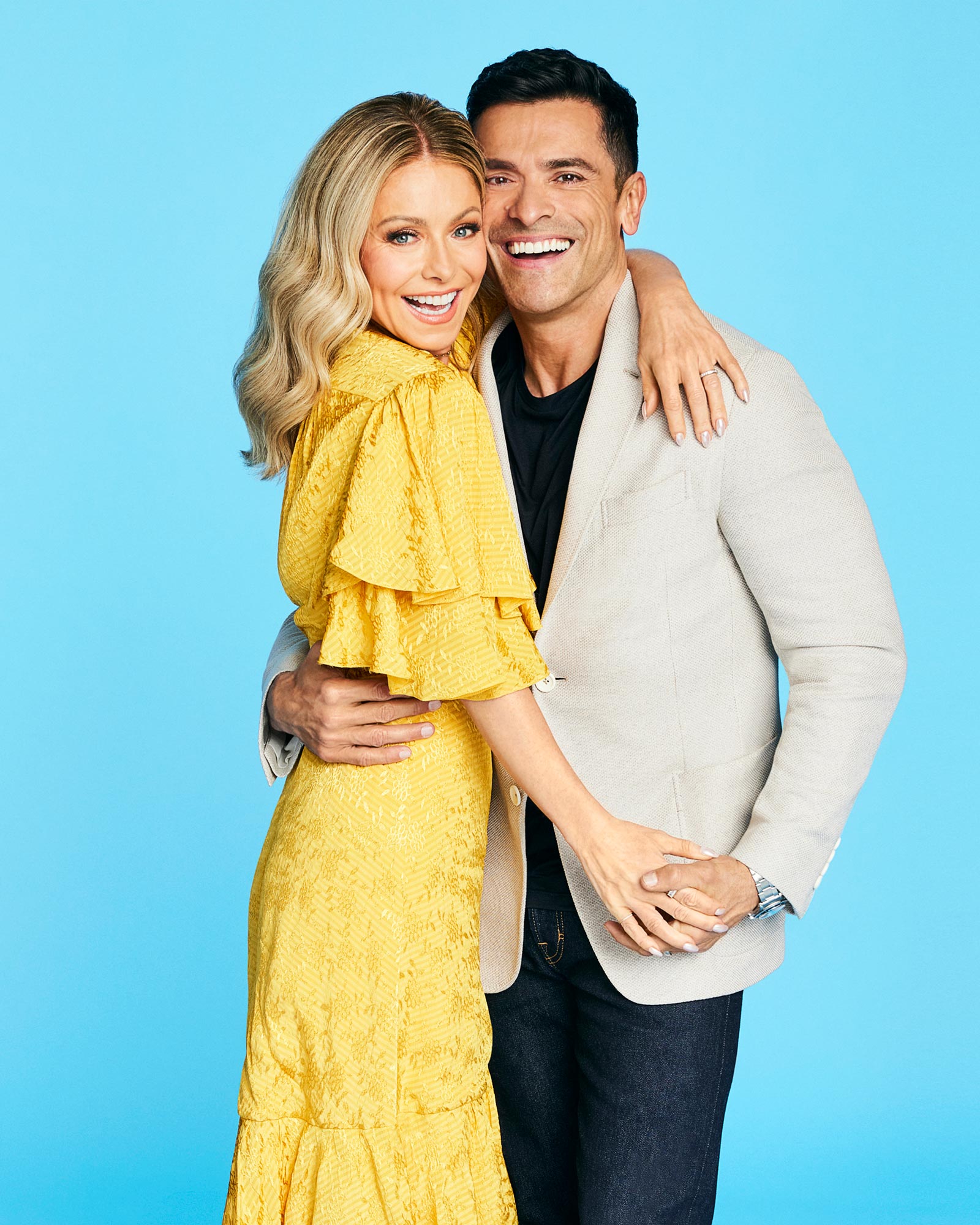 How Kelly Ripa and Mark Consuelos Found an All Nude Beach in Greece photo