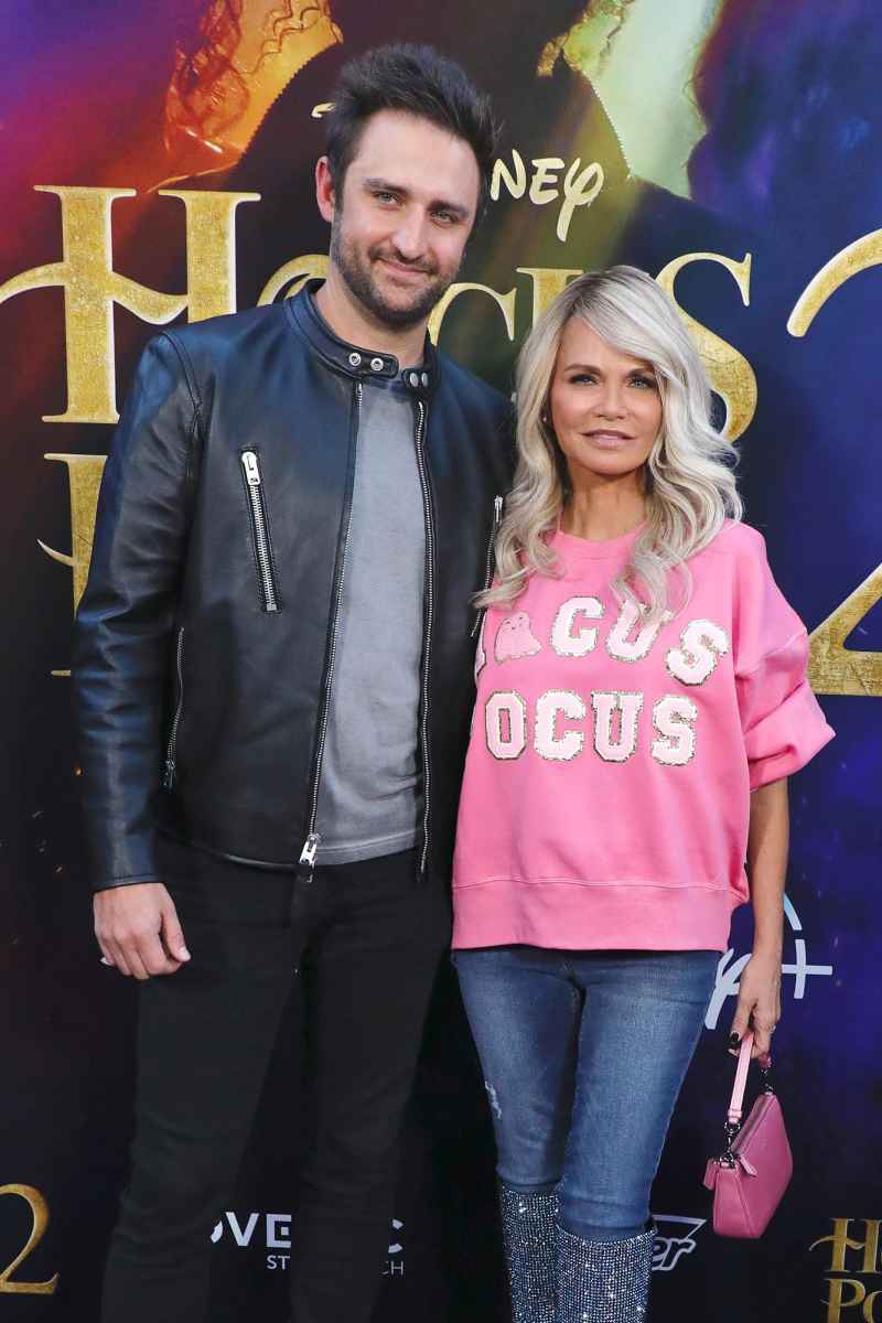 Kristin Chenoweth and Josh Bryant A Timeline of Their Relationship 263