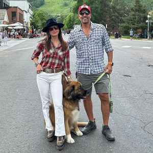Kyle Richards and Mauricio Umansky Pose Together for 4th of July Family Photo Amid Separation