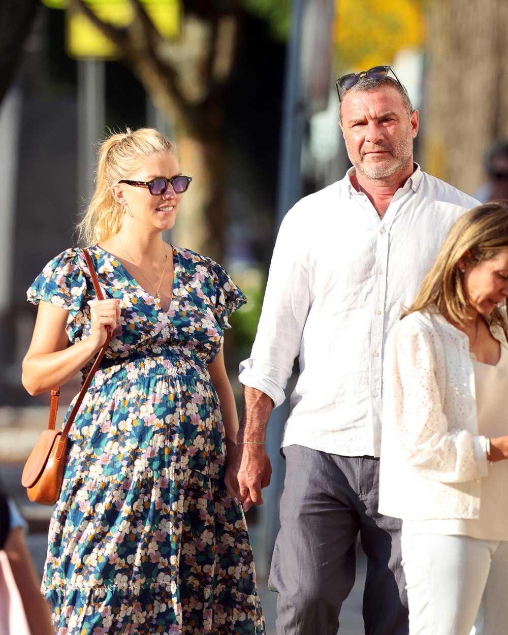 Liev Schreiber and Pregnant Taylor Neisen Step Out in the Hamptons Amid Marriage Reports 267