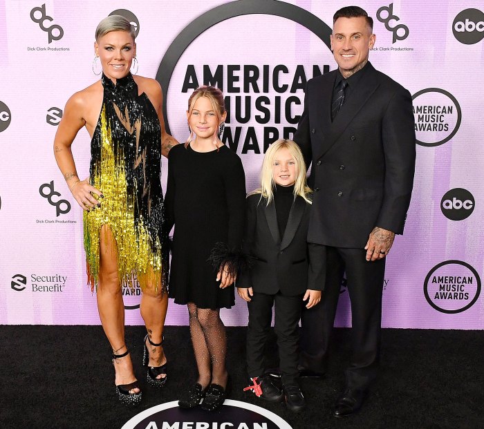 Pink Seriously Considering Relocating to Australia With Her Family Carey Hart, Willow Hart, Jameson Hart