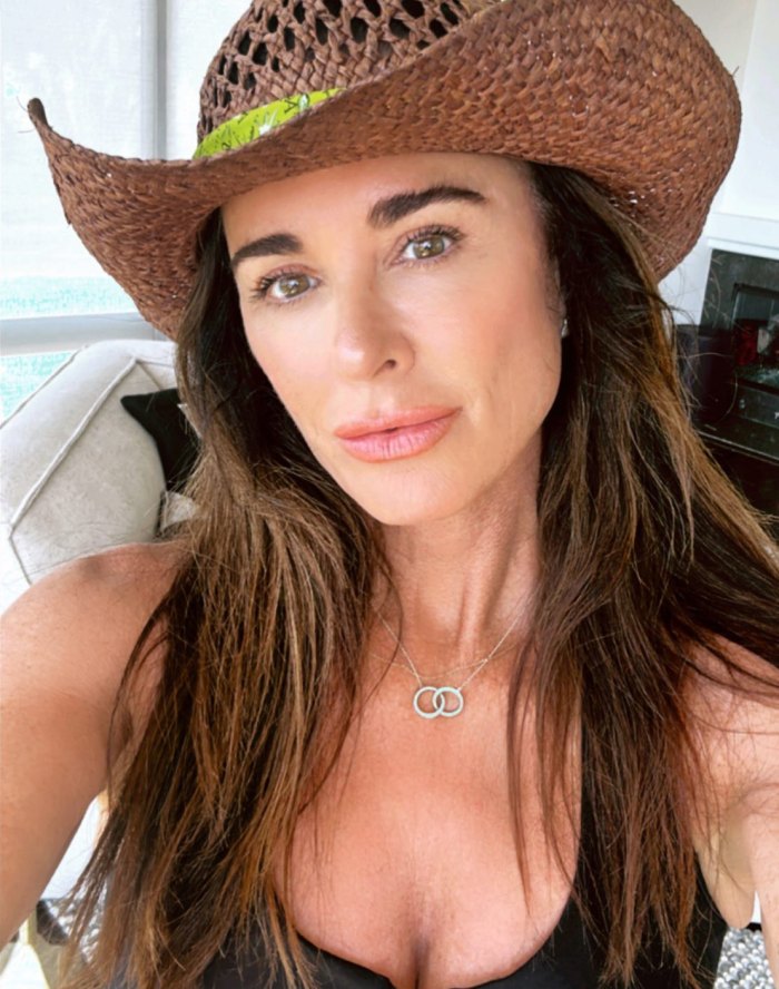 'RHOBH' Star Kyle Richards Celebrates 1 Year of Sobriety: ‘It Was No Longer Serving Me’