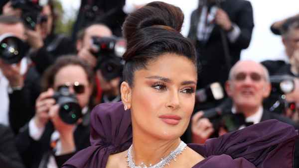 Salma Hayek Doesn't Get Botox