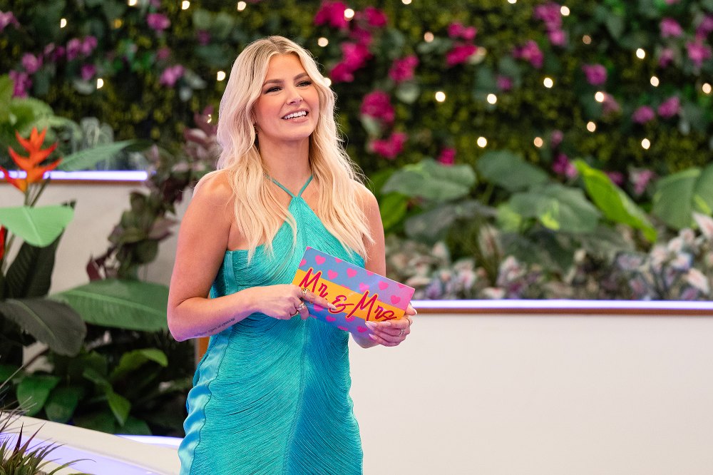 See Ariana Madix ‘Drop Into the Villa’ in 1st Glimpse at ‘Love Island USA’ Appearance