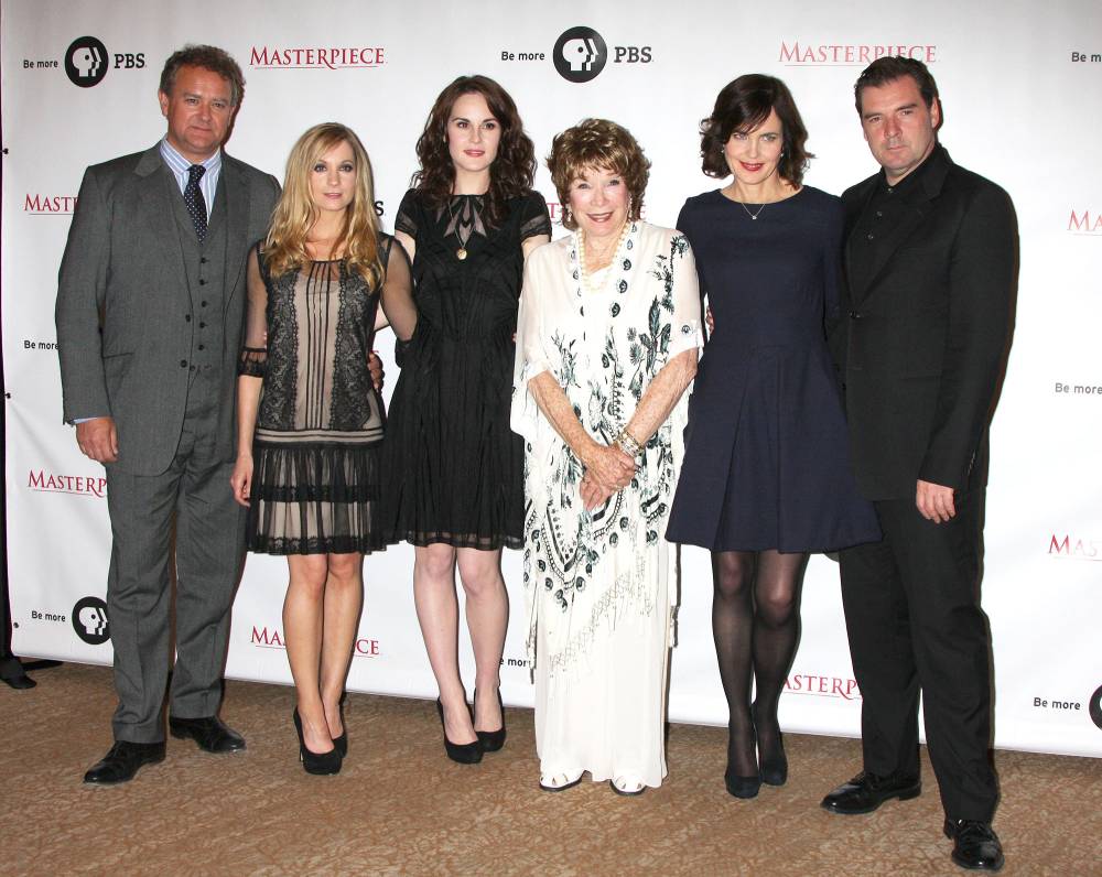 Shirley MacLaine Jokes About Downton Abbey Costar Maggie Smith: “We Were Lovers in Another Life”