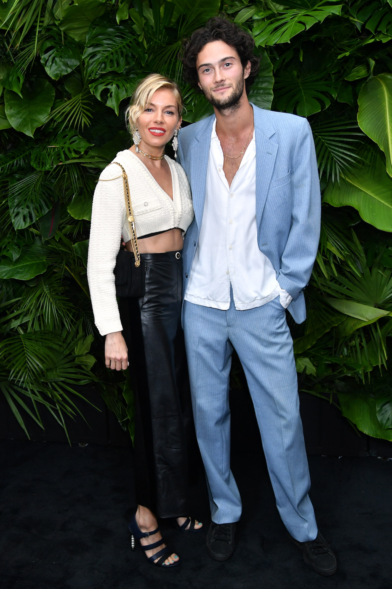 Swoon-Worthy Suitors: Unveiling Sienna Miller's Extraordinary Dating Journey