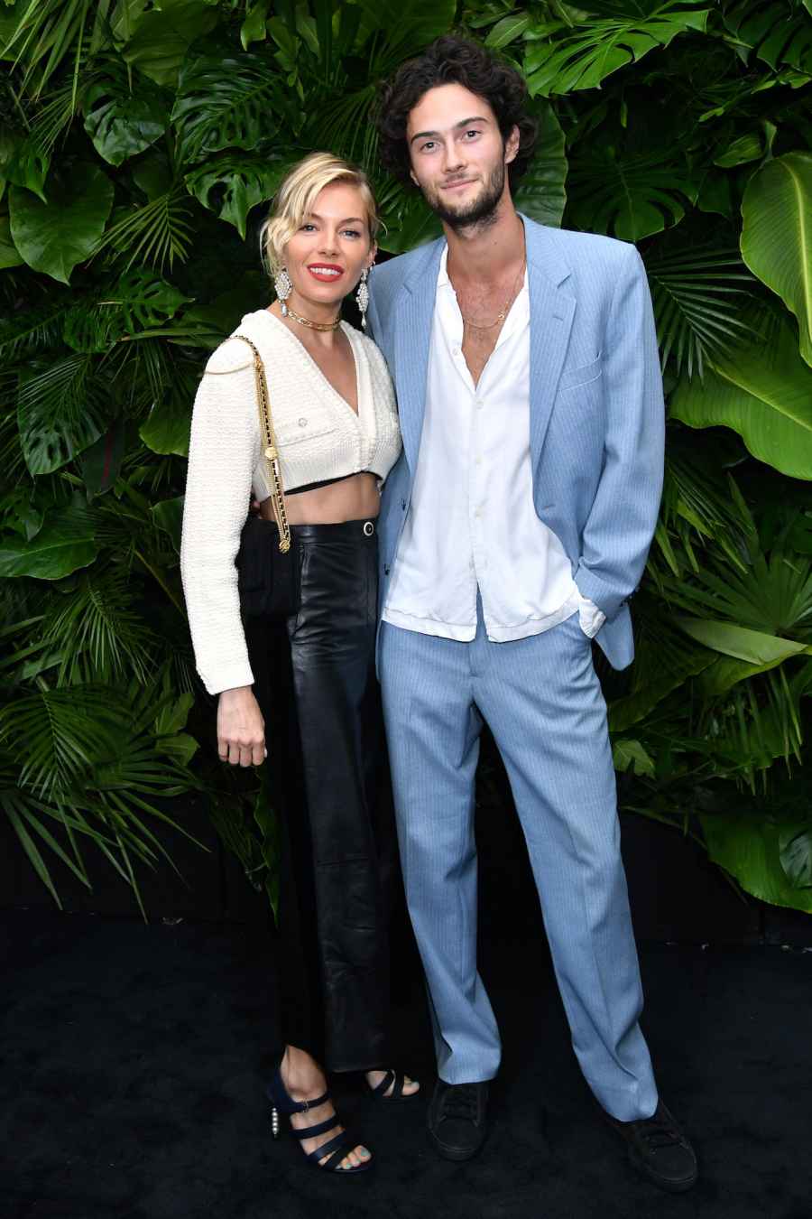 Sienna Miller-s Dating History-Jude Law -Tom Sturridge and More