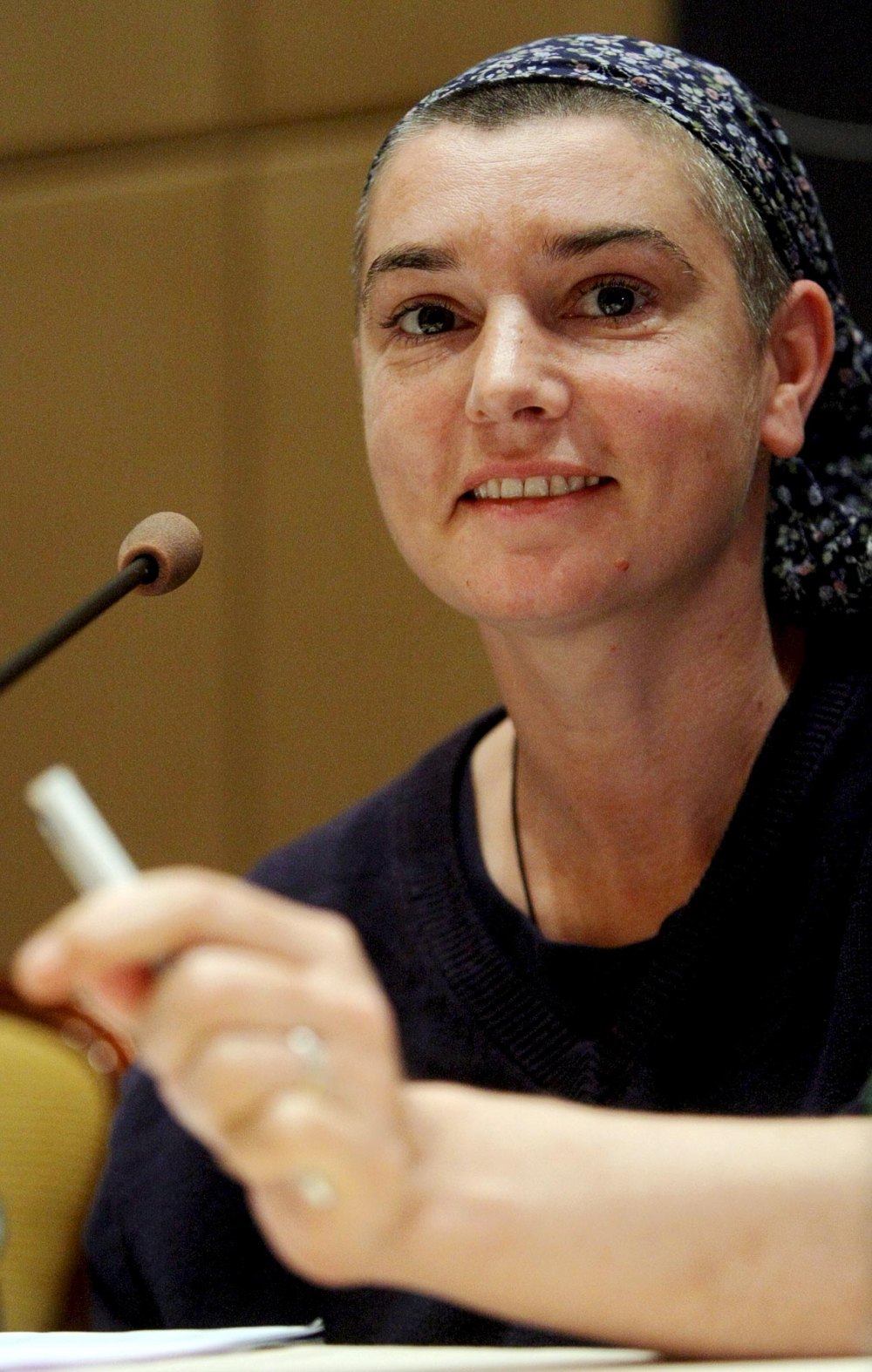 Sinead O Connor Dead Nothing Compares 2 U Singer Dies at Age 56 296