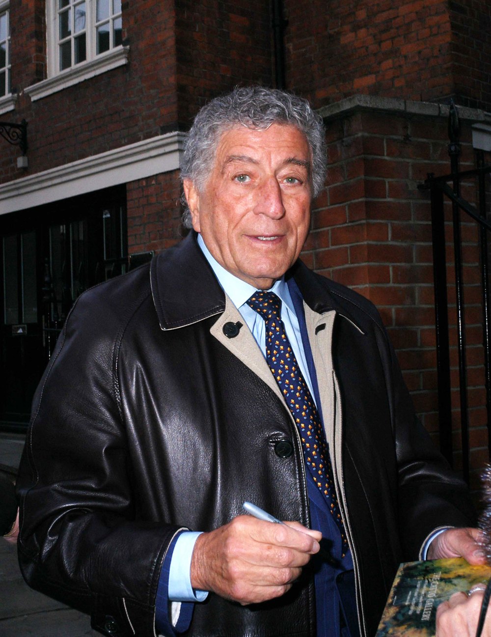 Tony Bennett Apologizes for Controversial 9/11 Comments