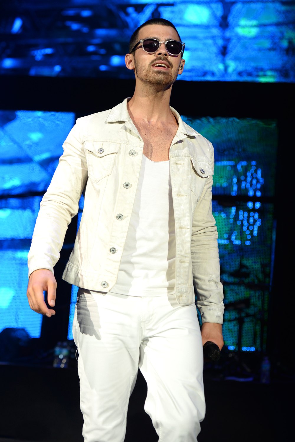 Joe Jonas Jokes He Needed 'Therapy' After Pooping Himself in White Pants Mid-Show