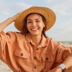 lightweight-tops-for-larger-busts