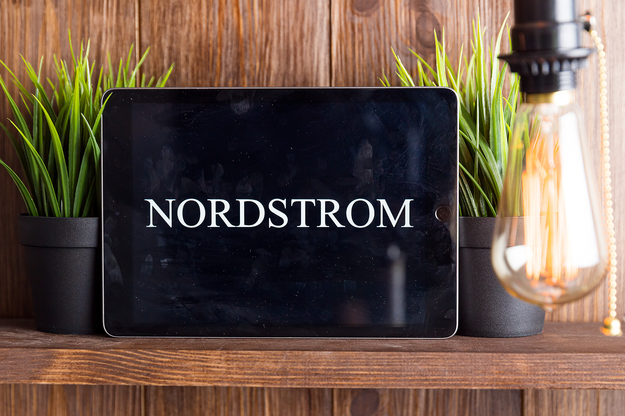 Luxury Gifts for The Cool Mom with Nordstrom - Loverly Grey