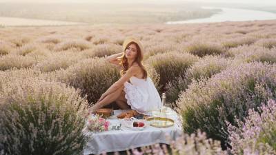 nordstrom-anniversary-sale-tomato-girl-summer