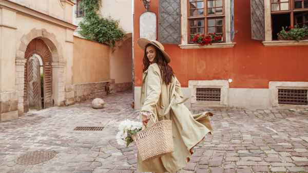quiet luxury trend