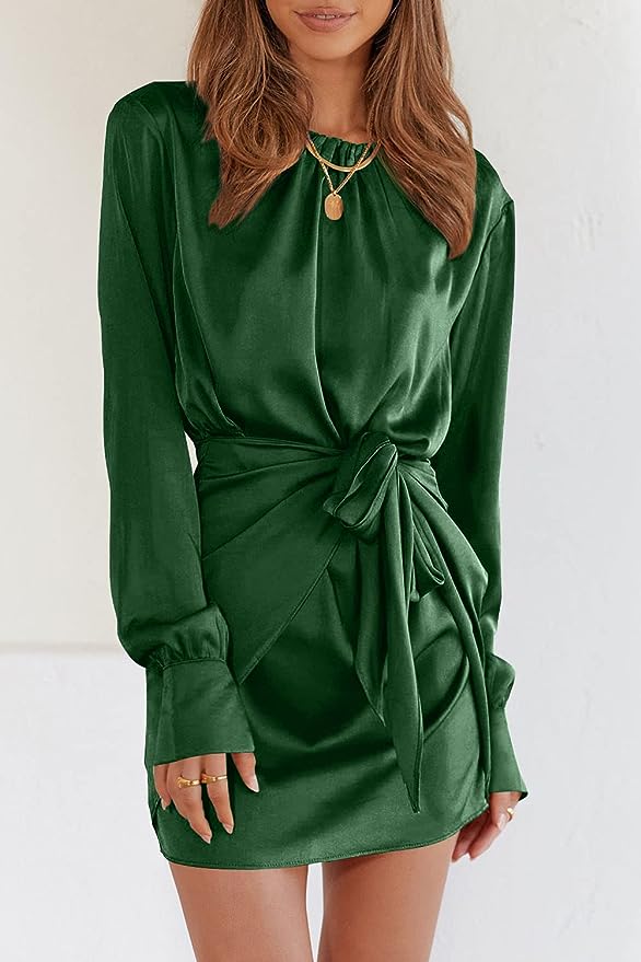 Unveiling the Ultimate Bargain: The Irresistible Cocktail Dress That Masters Transitional Weather, Now Only $20!