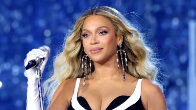 Beyonce Tour Outfits