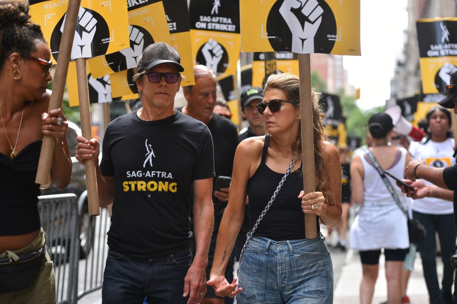Celebrities Who ve Joined the SAG-AFTRA Strike Picket Lines Kevin Bacon Olivia Wilde and More 274 Kevin Bacon and Marisa Tomei.