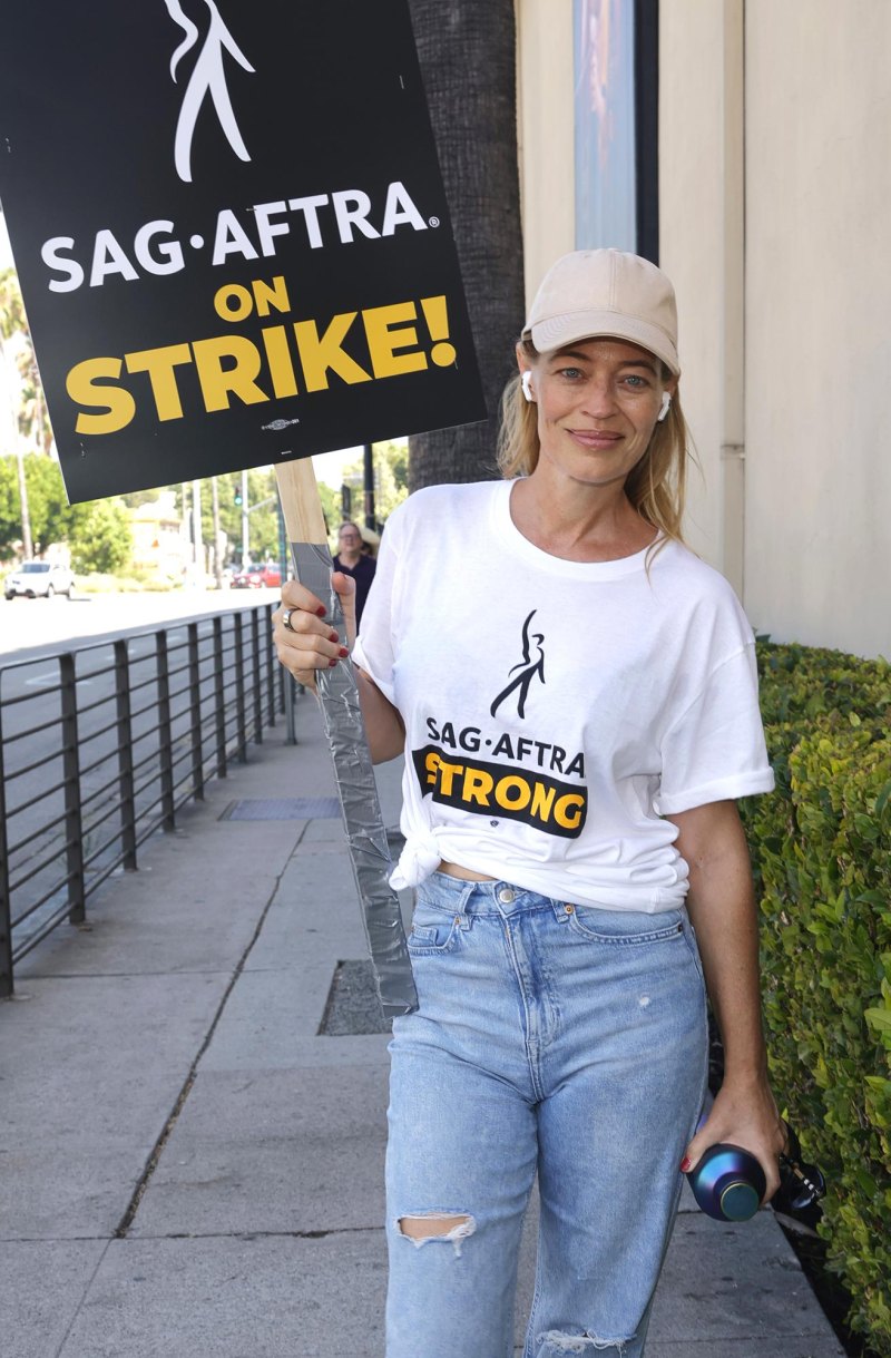 Celebrities Who ve Joined the SAG-AFTRA Strike Picket Lines Kevin Bacon Olivia Wilde and More 291