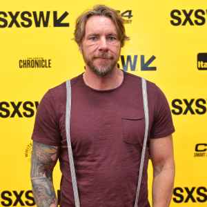 Dax Shepard Says Hes Feeling Completely Out of Hand Financial Insecurity Amid Strikes