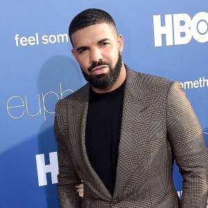 Drake Sounds Off at Dumb Male Fan Who Fought Woman for His Towel After Concert