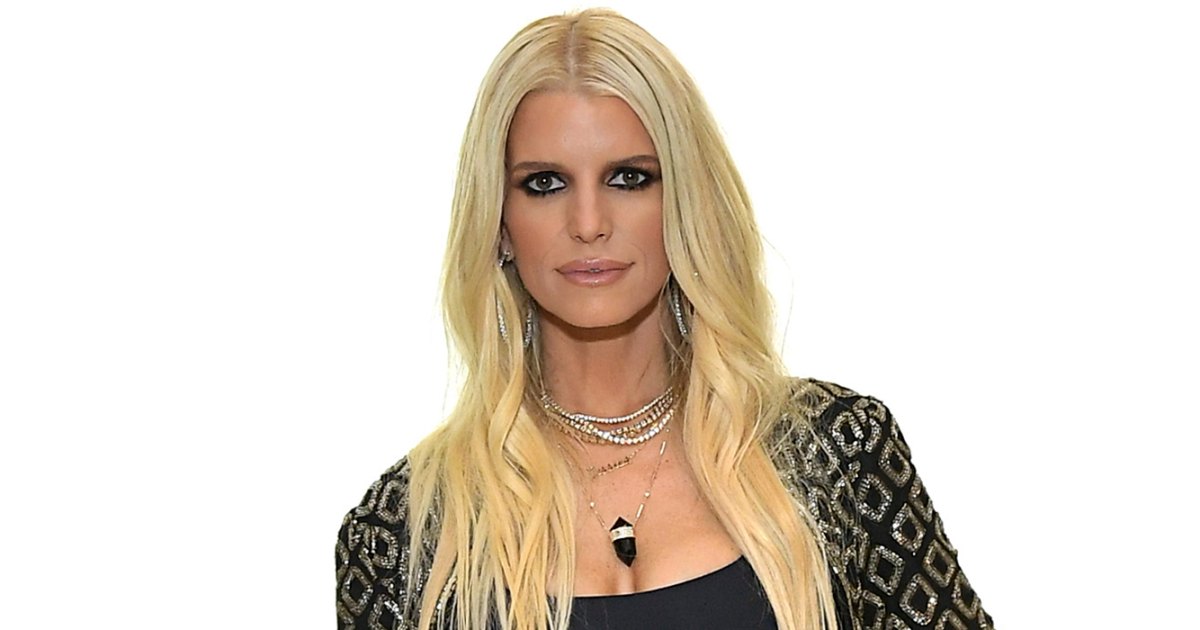 Jessica Simpson Says Her Kids Dont Even Understand Why Her Weight Gets Criticized feature