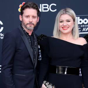Kelly Clarkson Changes 'Piece by Piece' Lyrics After Brandon Blackstock Divorce to Make a Self-Empowerment Anthem
