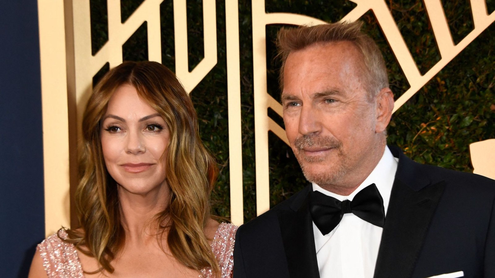 Kevin Costner-s Ex Details Outlandish Christmases Parties in Court
