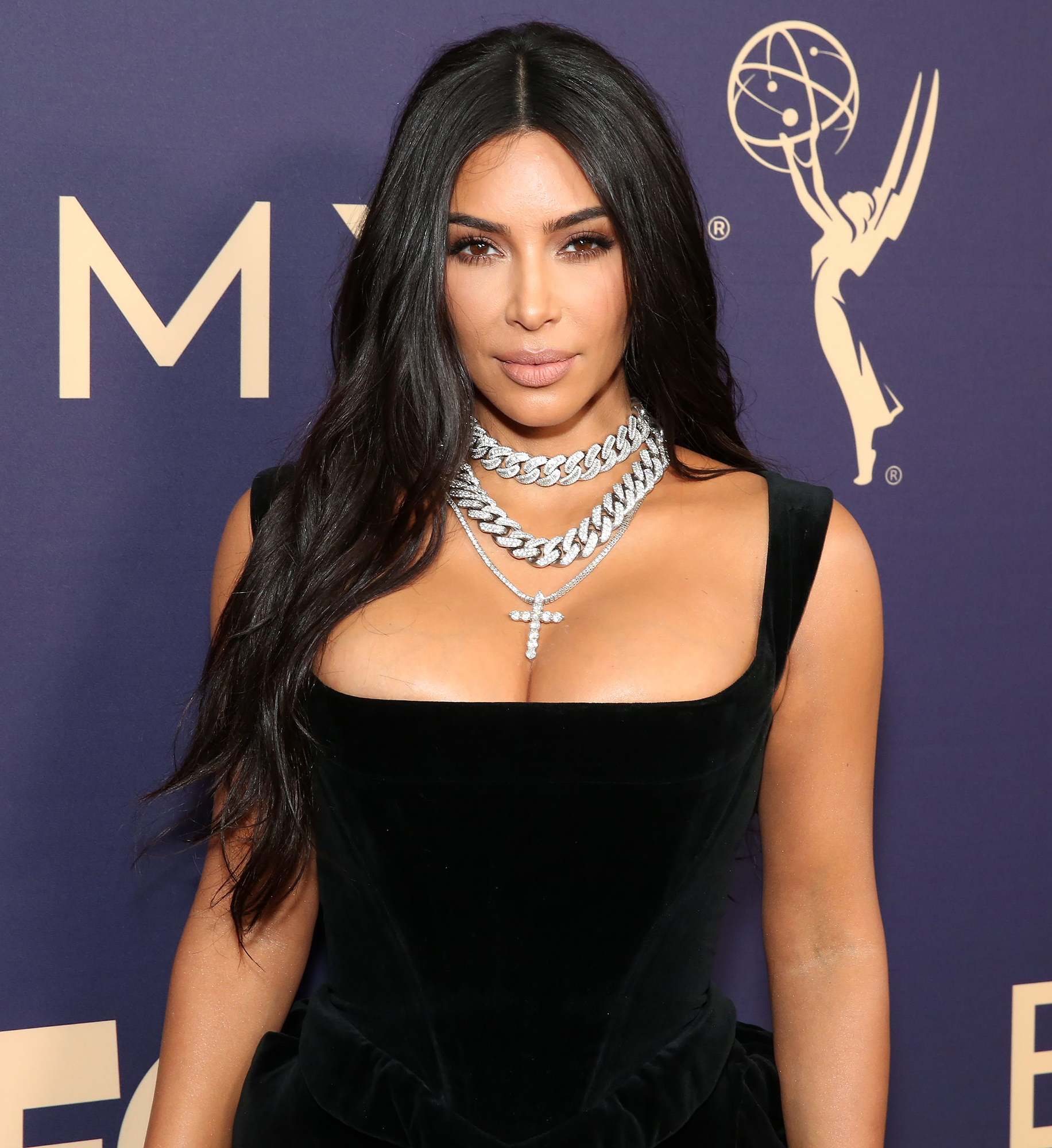Kim Kardashian Returns to Workouts After Breaking Shoulder