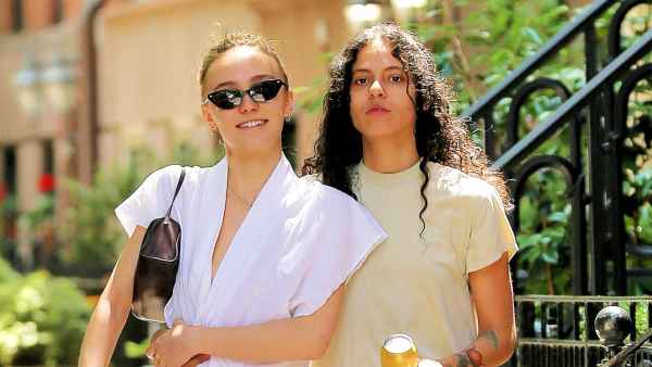 Lily-Rose Depp and 070 Shake s Relationship Is Getting Hot and Heavy 260