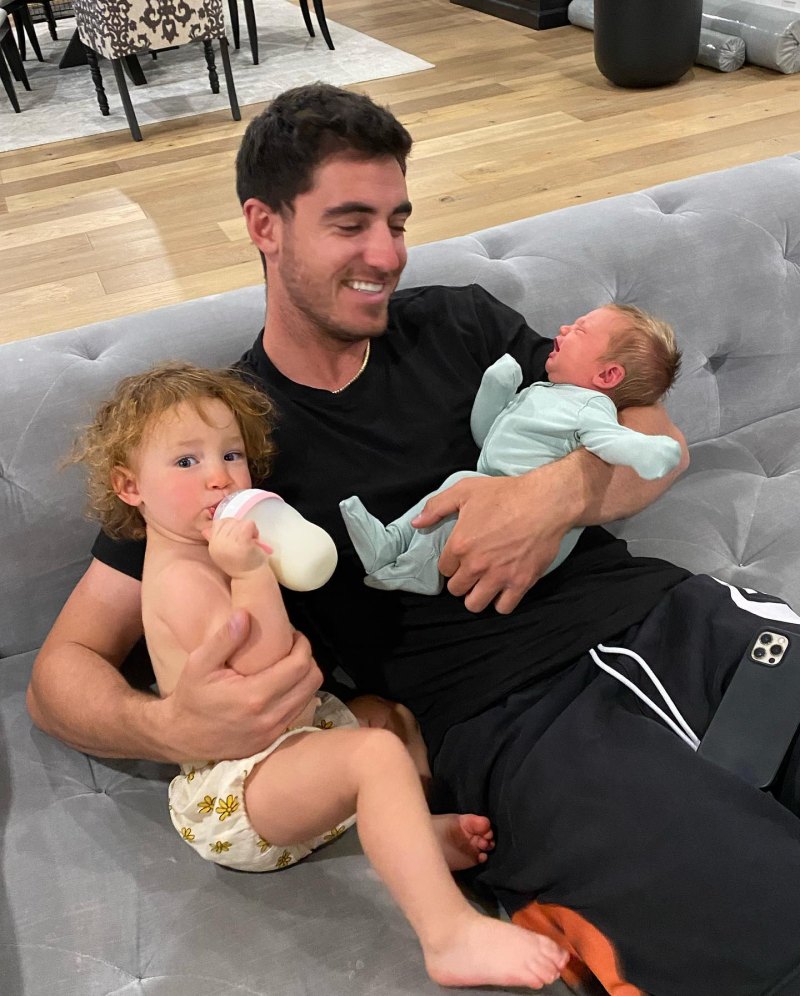 MLB-s Hottest Dads-Baseball Players Who Are Also Parents-Cody Bellinger