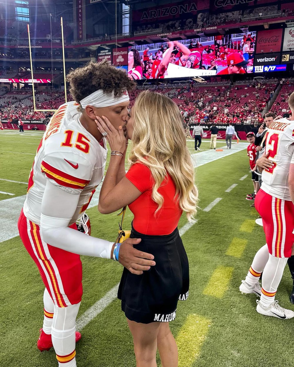 Patrick Mahomes and Wife Brittany Matthews Share Sweet Sideline Kiss at Chiefs 1st Preseason Win 415