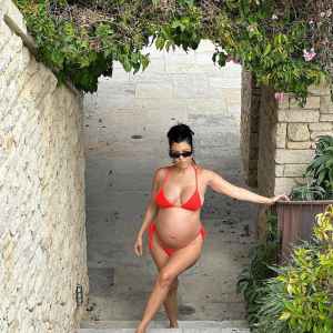 Pregnant Kourtney Kardashian Thinks 4th Pregnancy Could Be Her Last