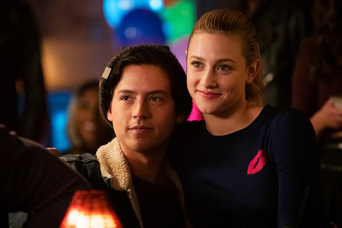 Lili Reinhart and Cole Sprouse's Relationship Timeline - Us Lili Reinhart and Cole Sprouse's Relationship Timeline - Us