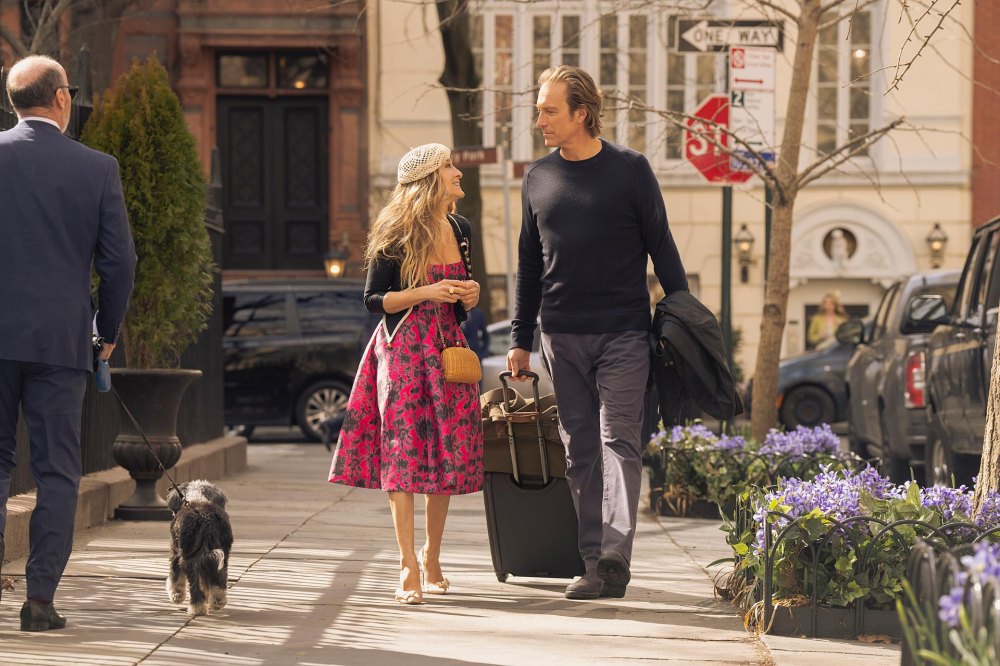 Sarah Jessica Parker and John Corbett And Just Like That Carrie Commits to Aidan